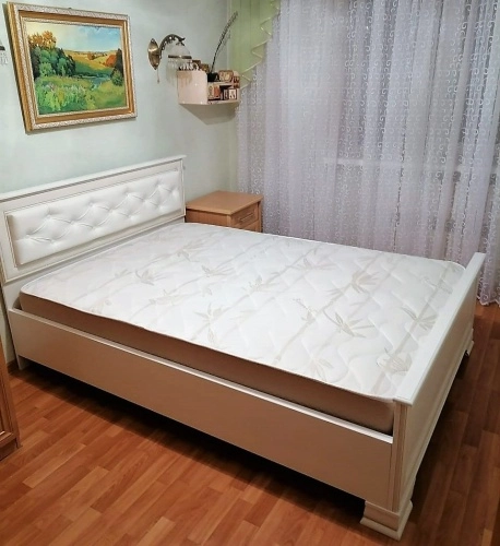 Кровать Каприз 160х200 см. (Мягкая) (Белый/Ясень анкор патина)